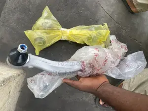 W204 C Lower Arm