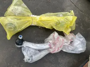 W204 C Lower Arm