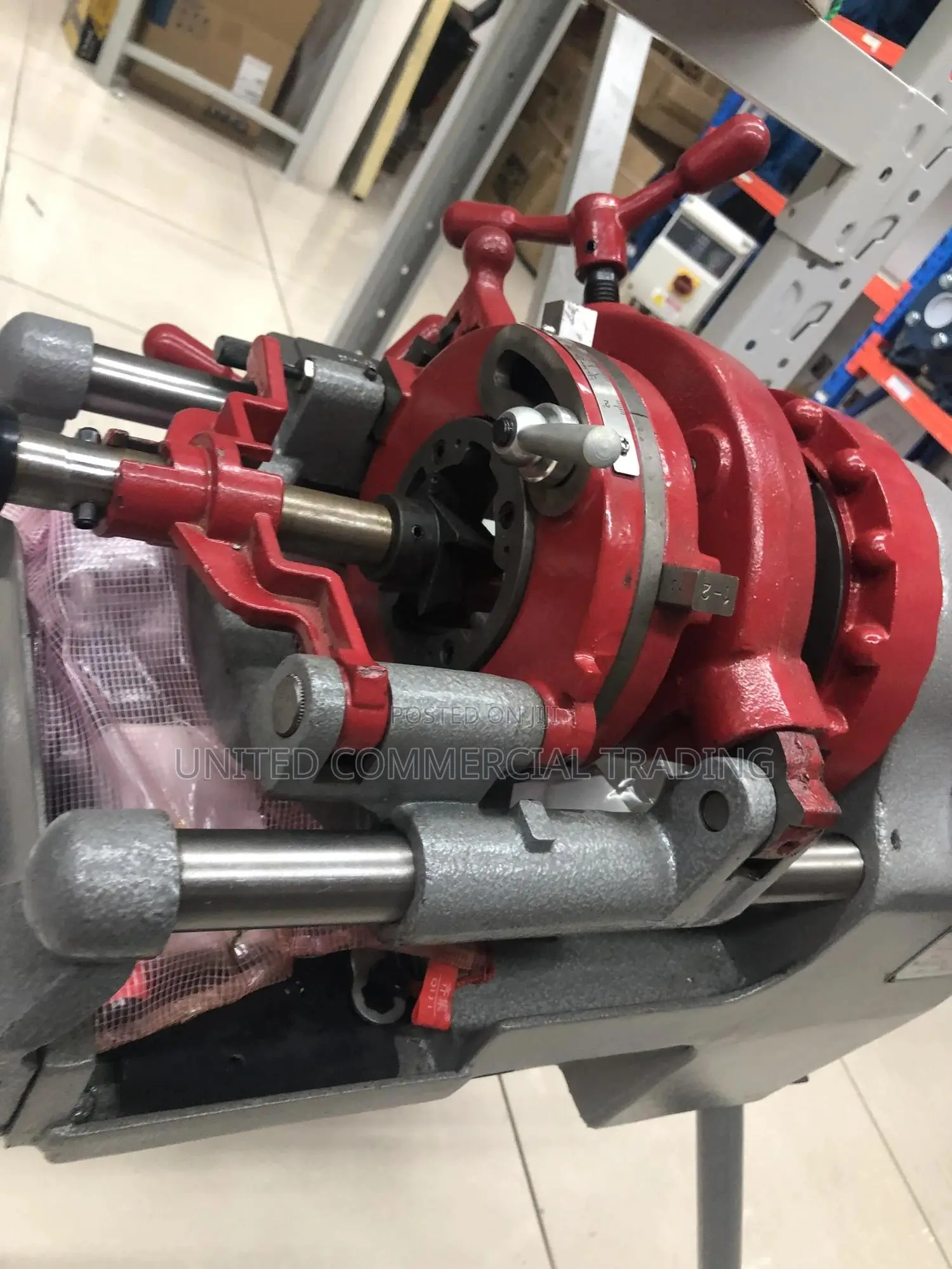 Electric Pipe Thread Machine