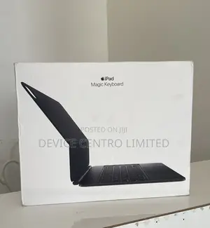 Apple Magic Keyboard 13 Inches