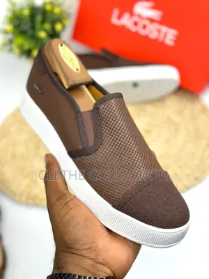 Lacouste Low Flat Shoes