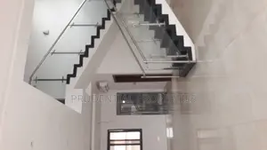 5bdrm House in West Legon for sale