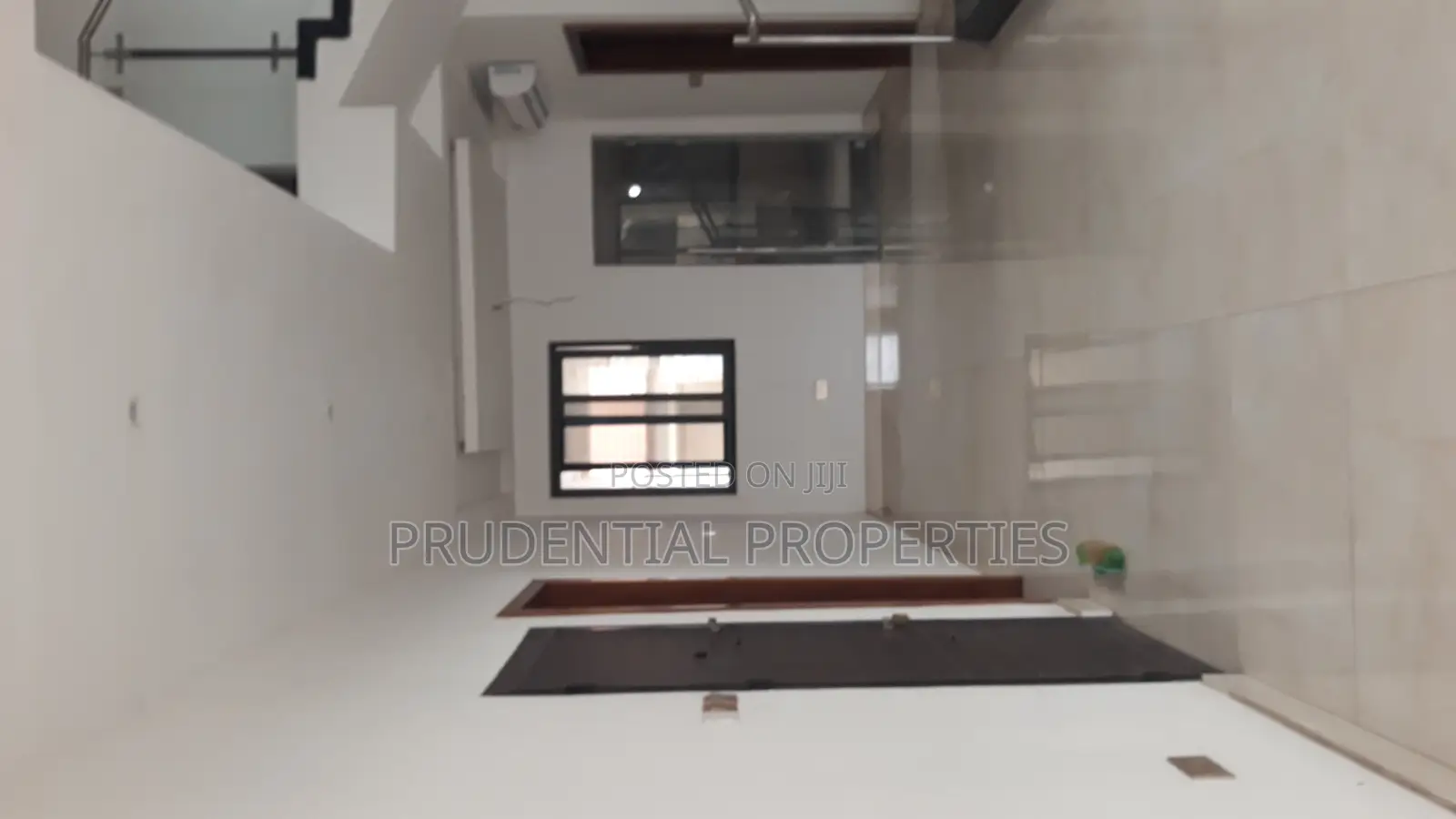 5bdrm House in West Legon for sale