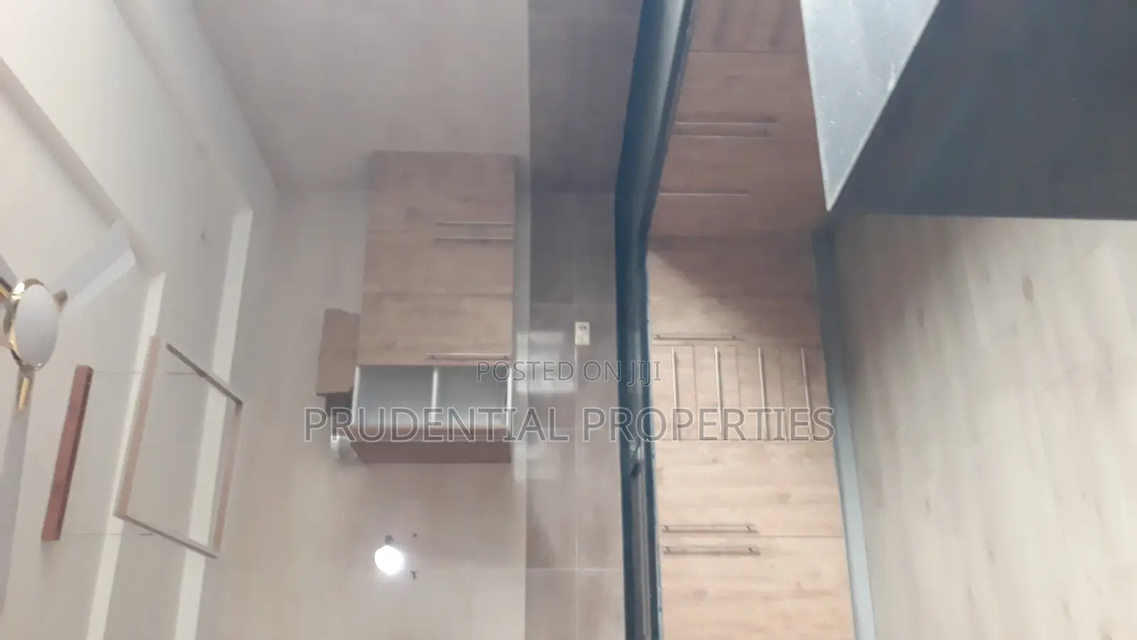 5bdrm House in West Legon for sale