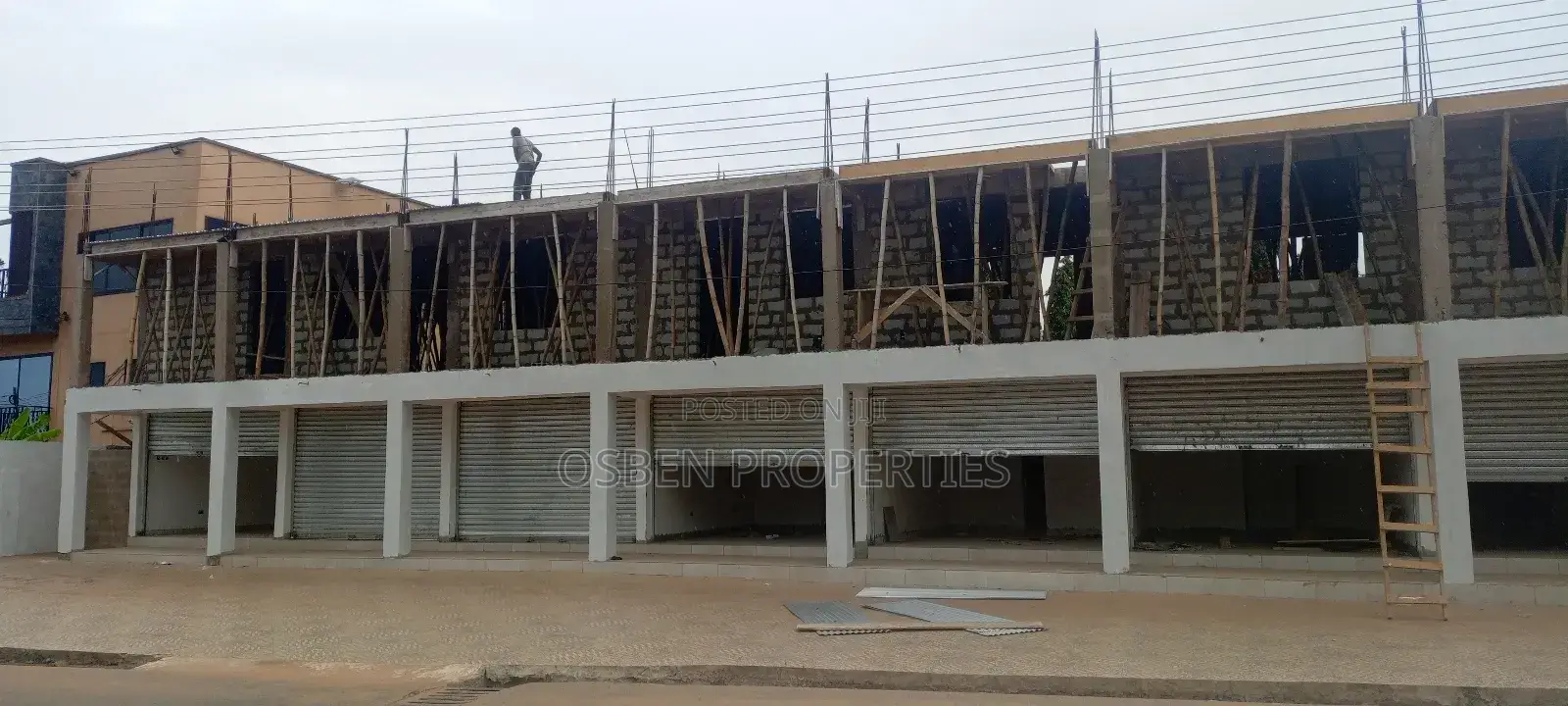 Spacious Shops for Rent at Spintex, Total