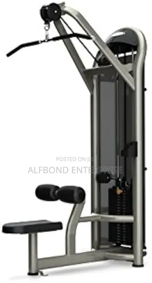 Commercial Lat Pull Down Machine