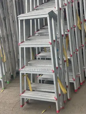 4 Steps Aluminum Ladder