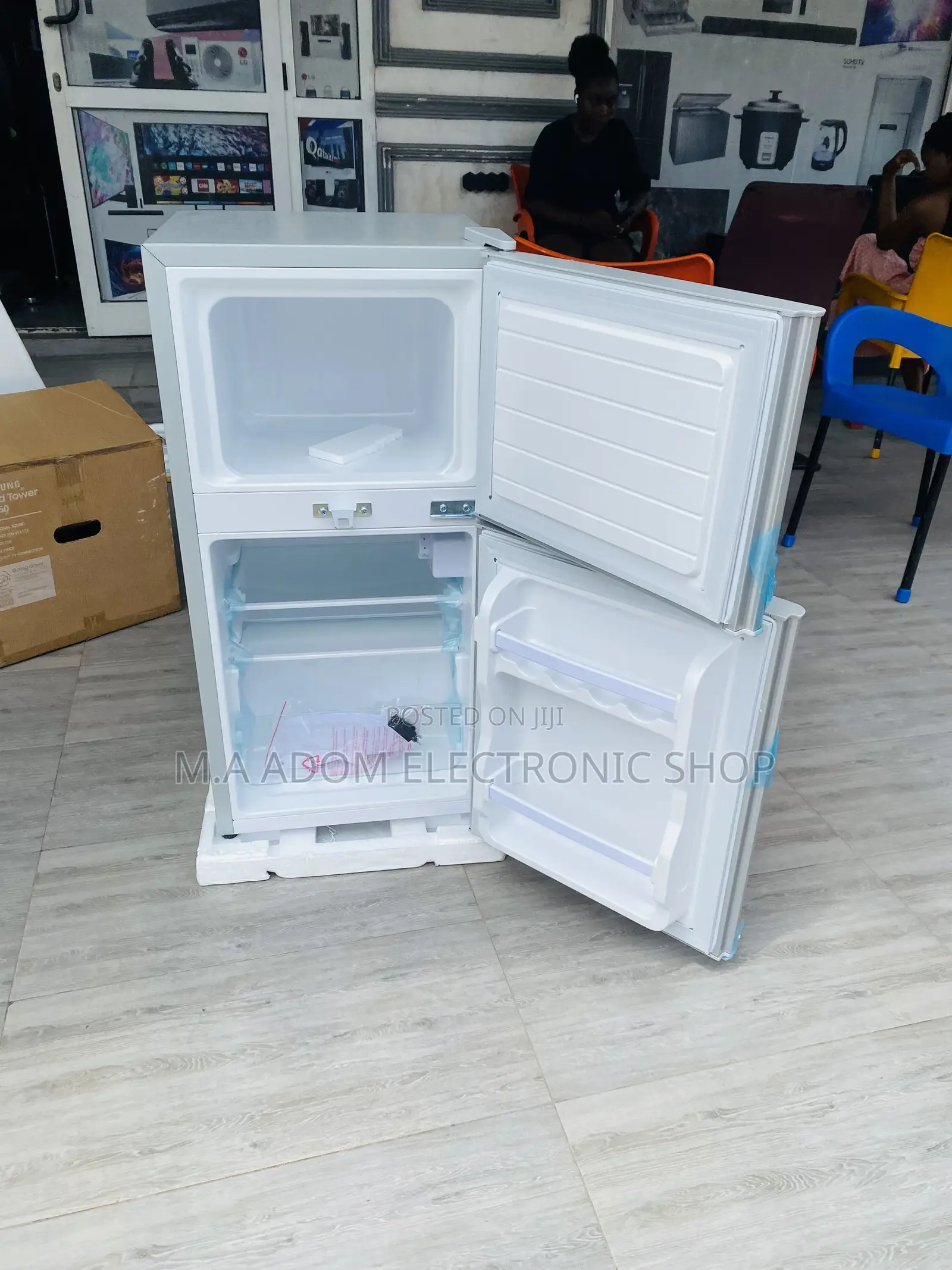 Elegantly Designed Nasco Nasf2-120 Top Freezer Fridge(Gray).