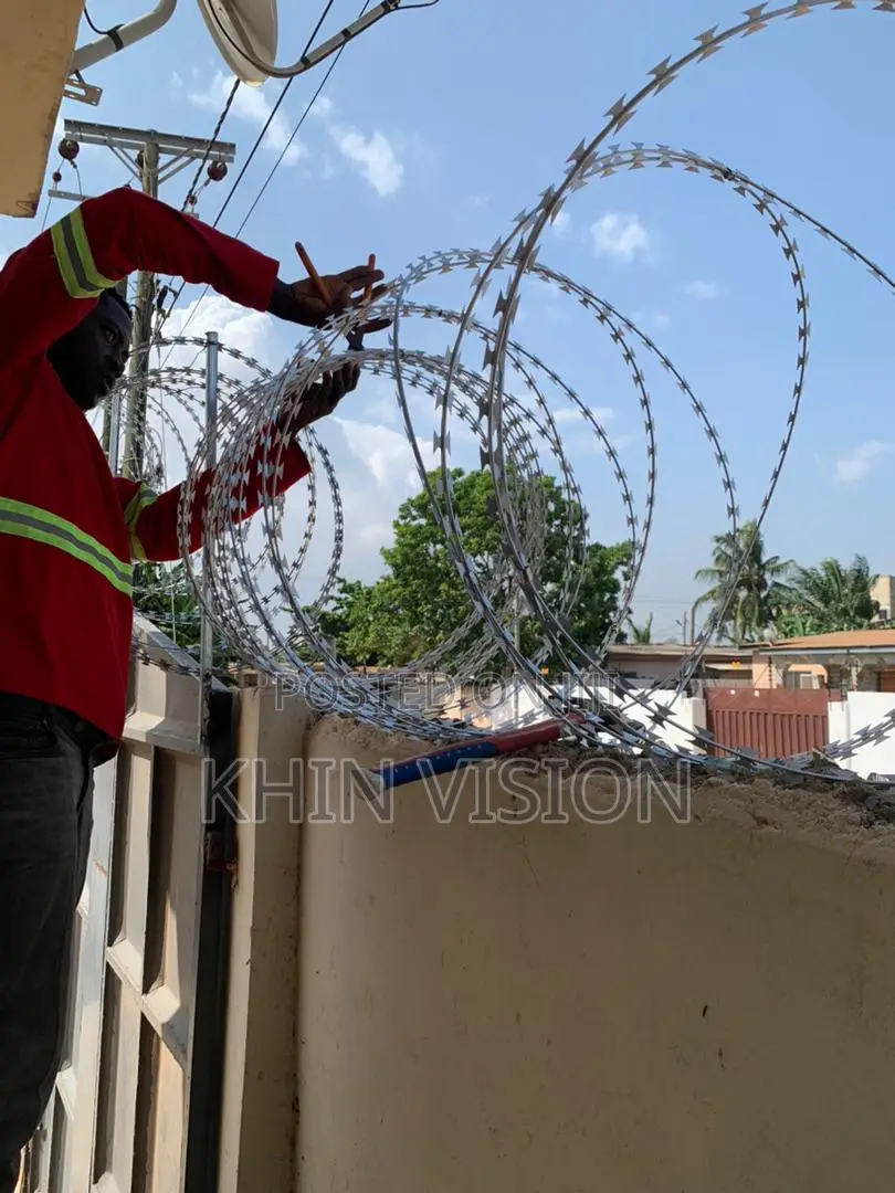Security Fencing ( Razor Fence)