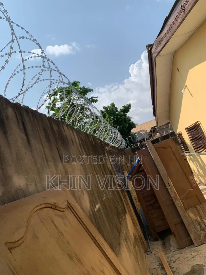 Security Fencing ( Razor Fence)