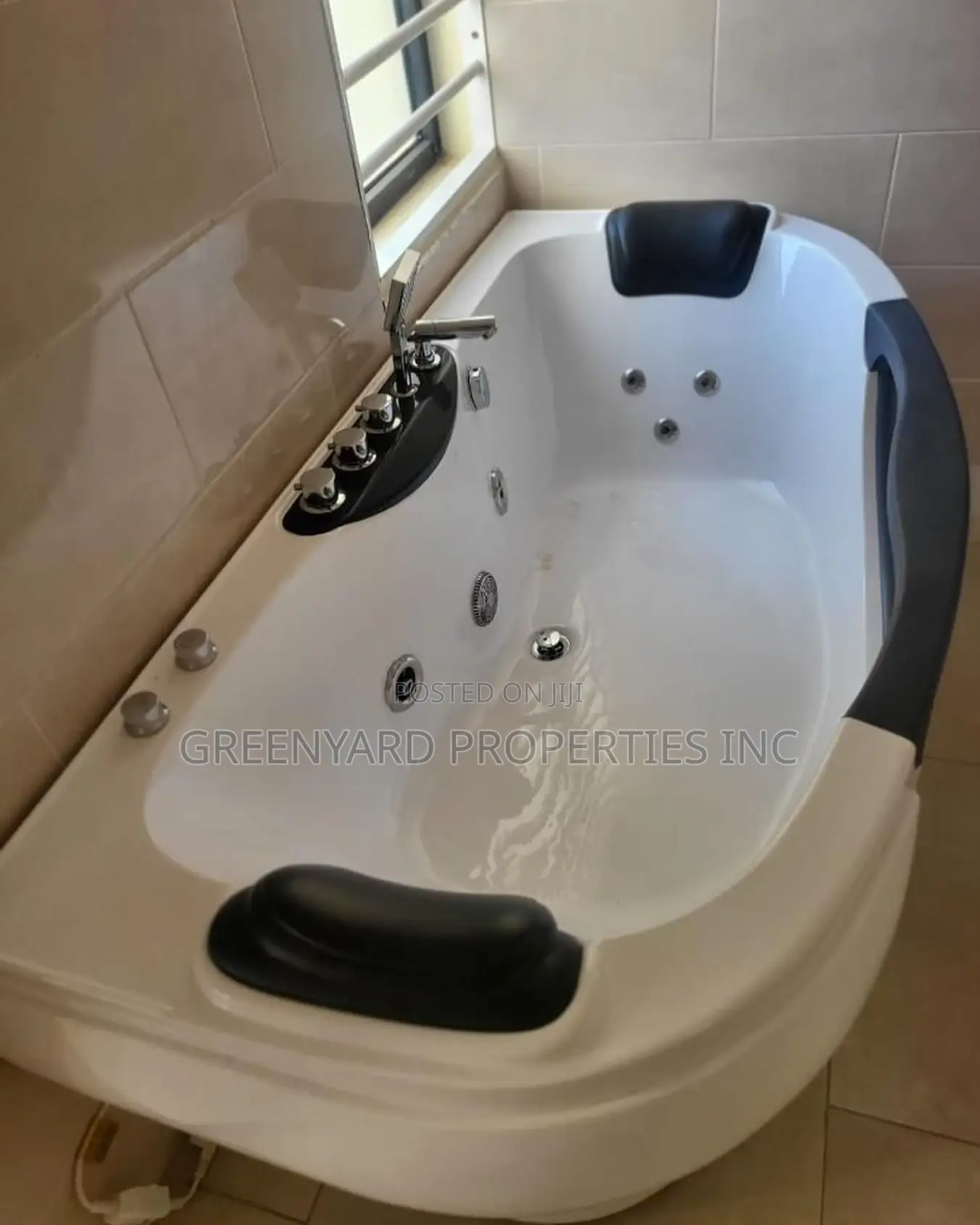 4bdrm House in C6, Lake Side Estate for sale