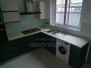 3bdrm Townhouse / Terrace in Legacy Solid Real, Tseaddo for rent