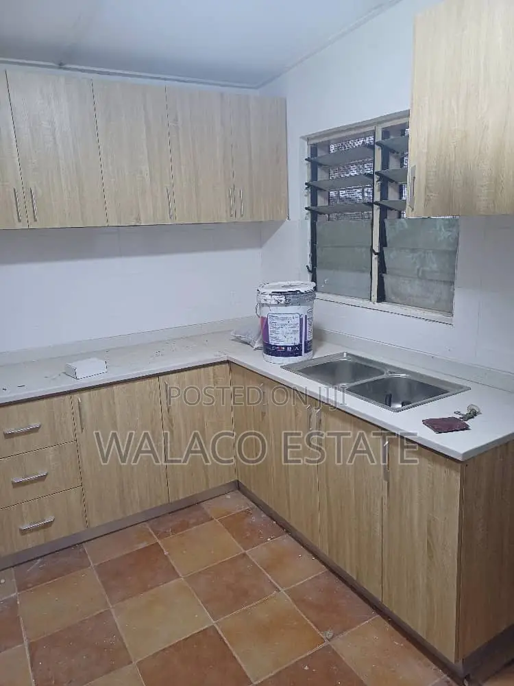 3bdrm House in Walako Estate, Tesano for rent