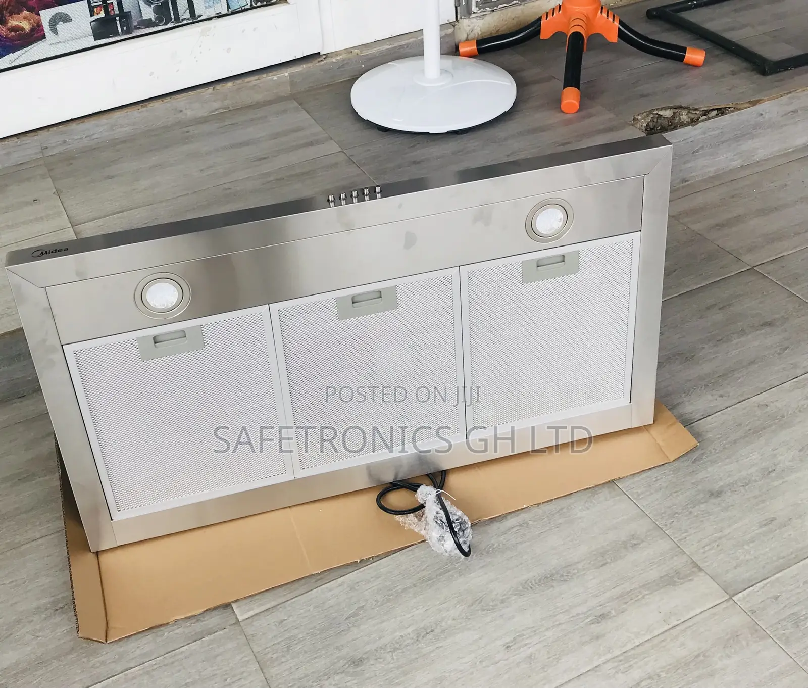 Sealed 90M21 Electric 90cm Range Hood Midea Gray 