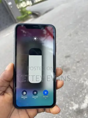 Apple iPhone XR 64 GB Black