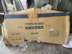 Toyota Corolla 2009 - 2013 Bonnet