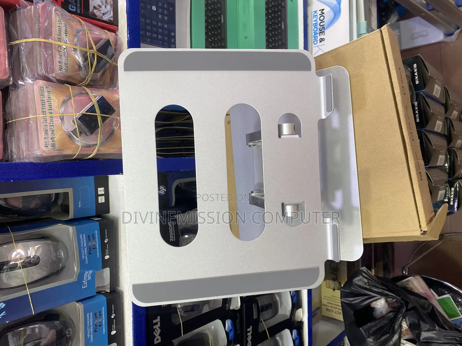 Aluminum Laptop Stand V3.1, It Can Turn 360 Rotation.