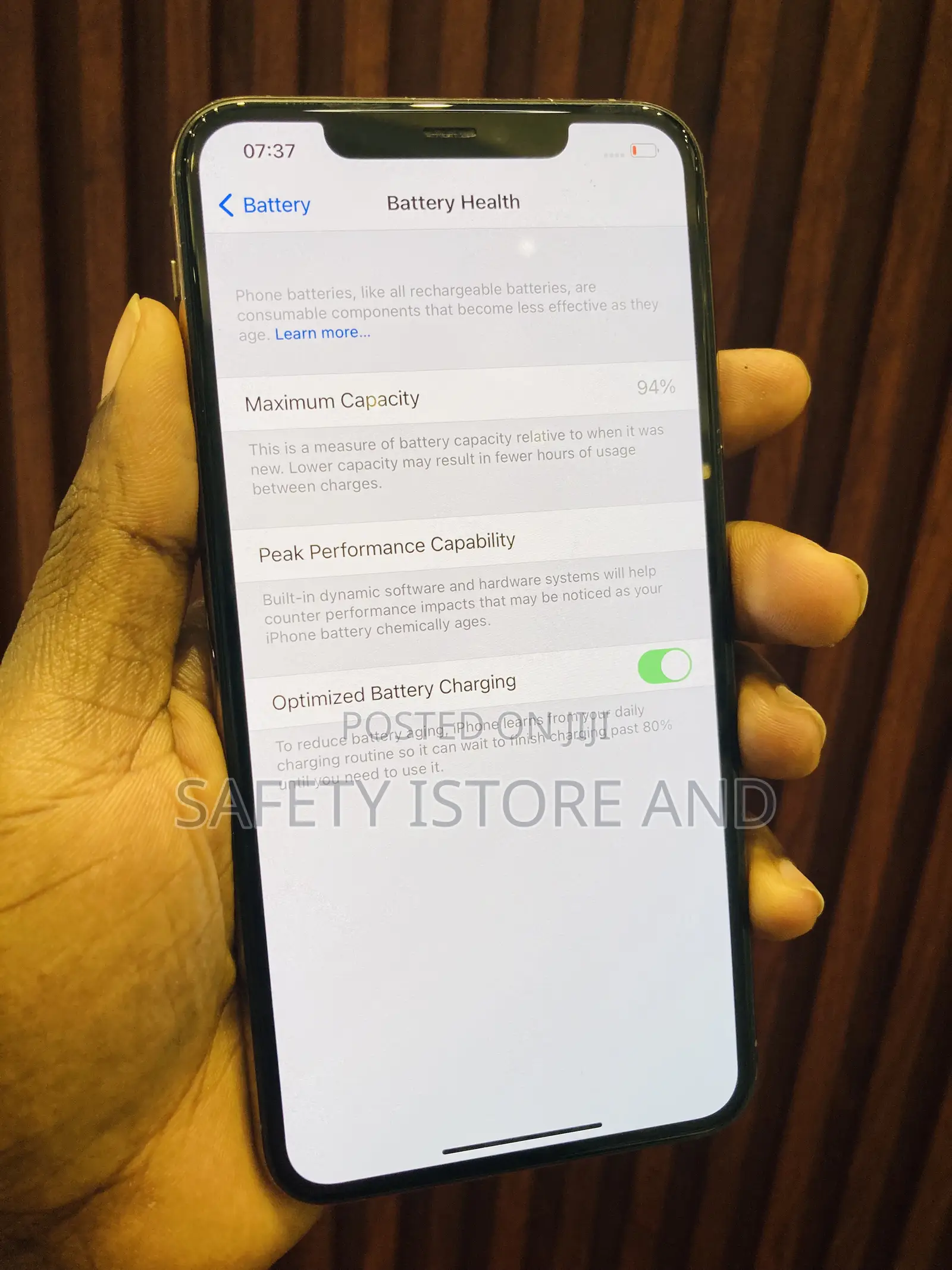 New Apple iPhone 11 Pro Max 64 GB Rose Gold