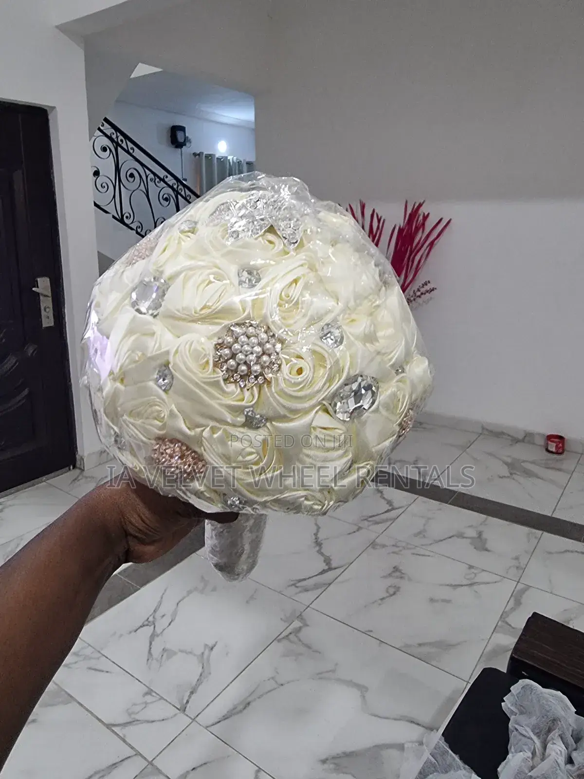 Luxury Crystal Wedding Gown Lace. Straight From Usa.