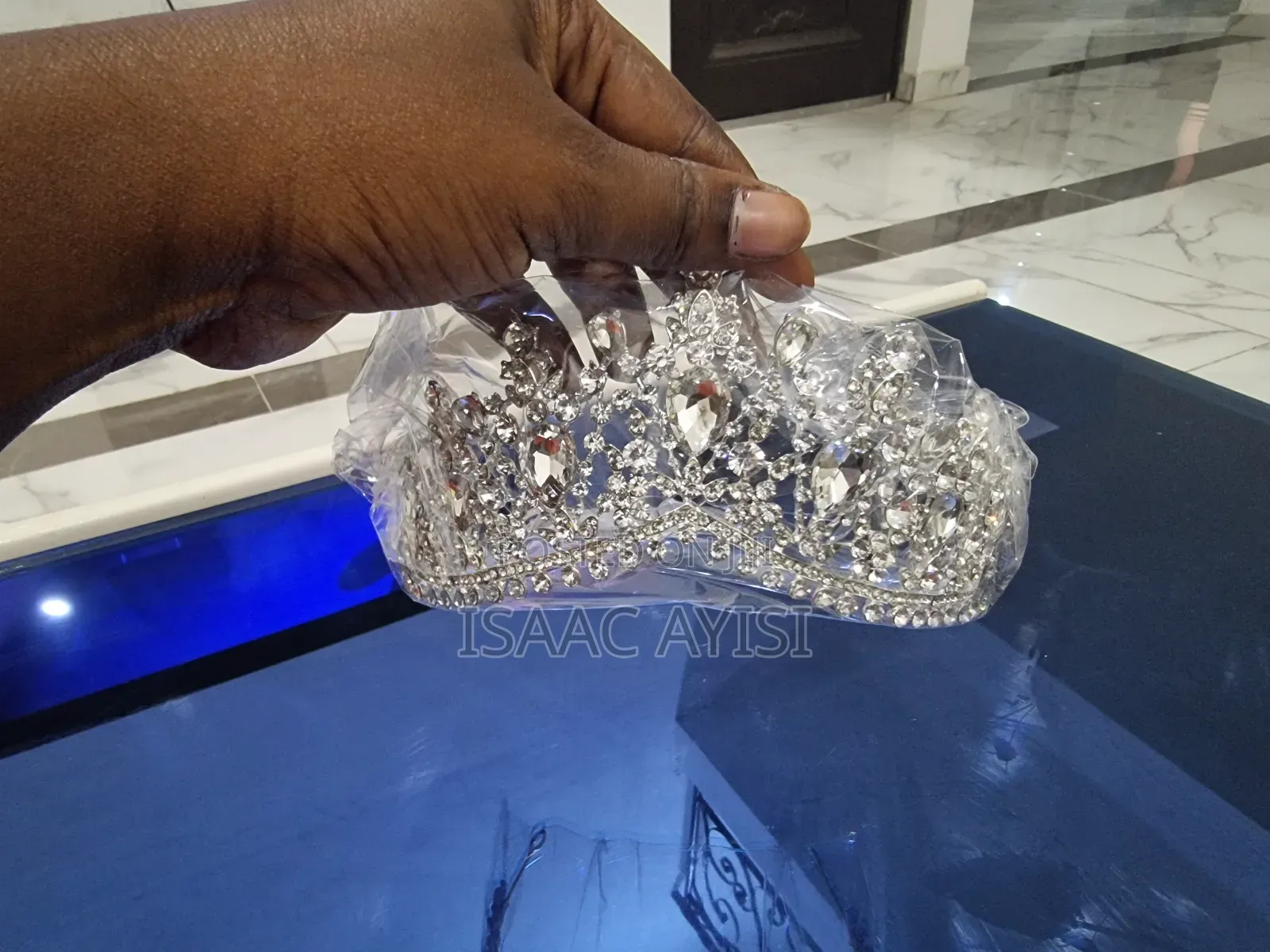Luxury Crystal Wedding Gown Lace. Straight From Usa.