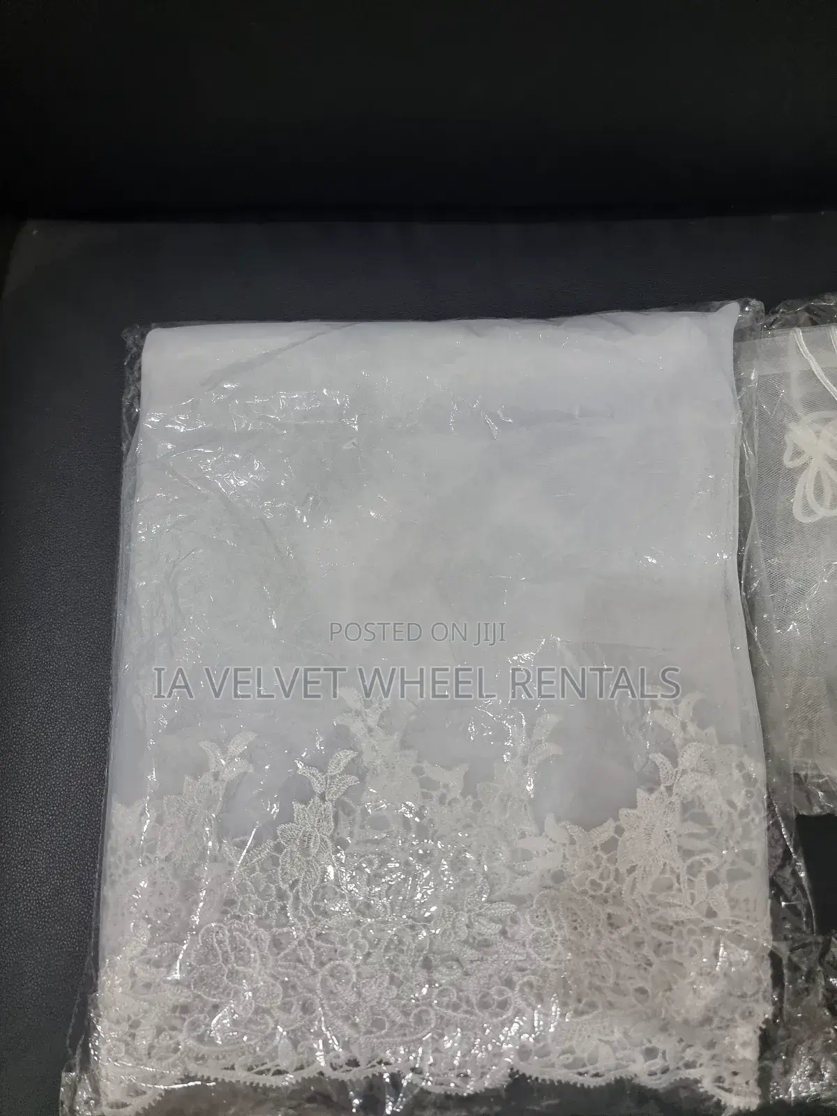 Luxury Crystal Wedding Gown Lace. Straight From Usa.