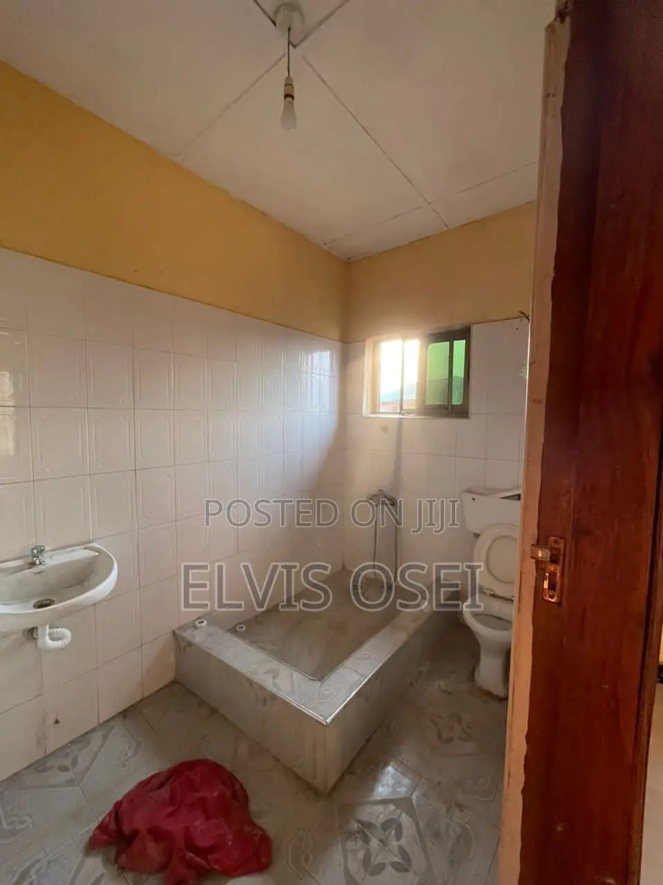 2bdrm Apartment in Lapaz, Accra Metropolitan for rent