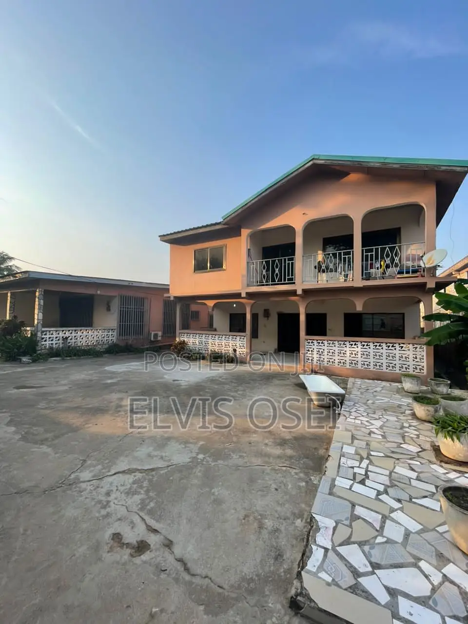 2bdrm Apartment in Lapaz, Accra Metropolitan for rent