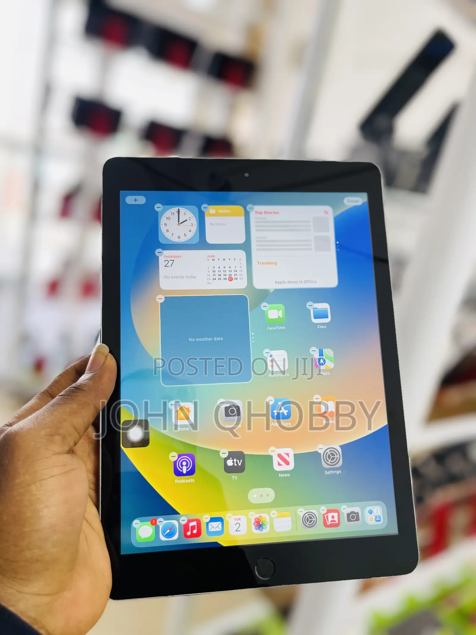 Apple iPad 9.7 32 GB Gray