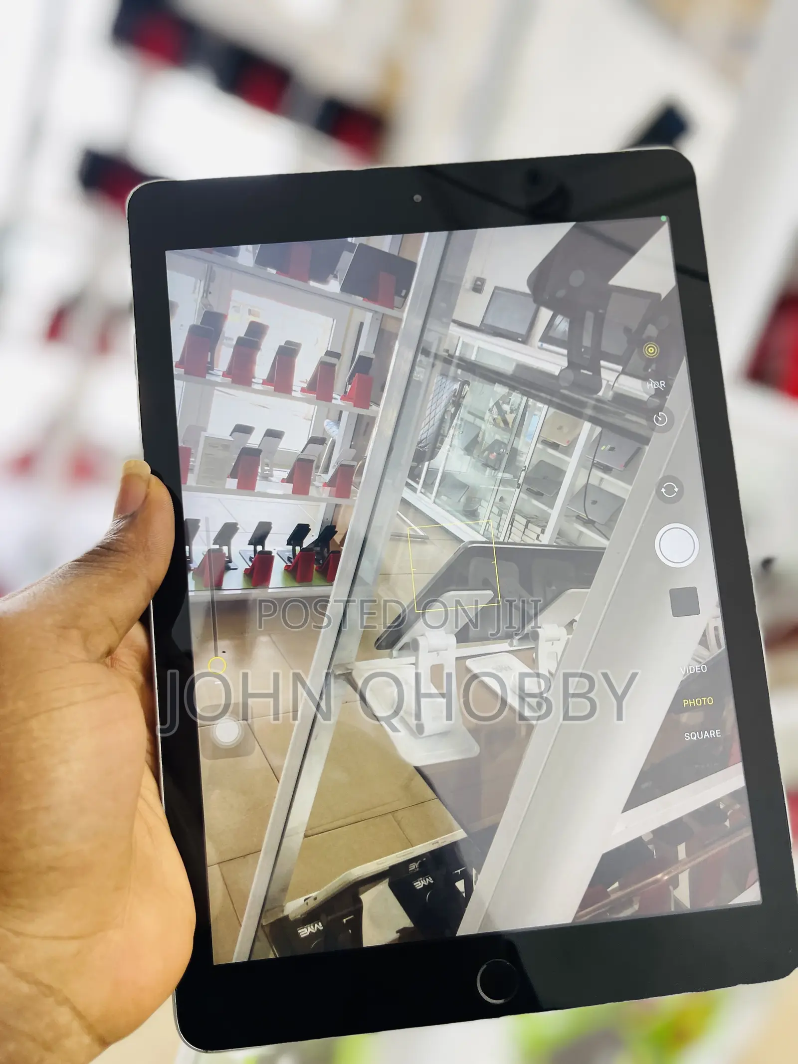 Apple iPad 9.7 32 GB Gray