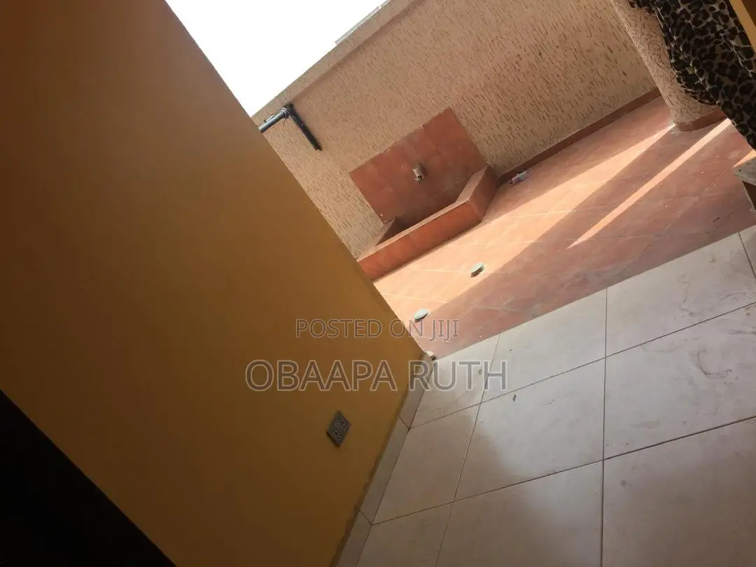 2bdrm Townhouse / Terrace in Ogbojo, East Legon for rent