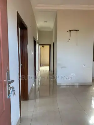 2bdrm Apartment in Palace Mall, Tema Metropolitan for rent