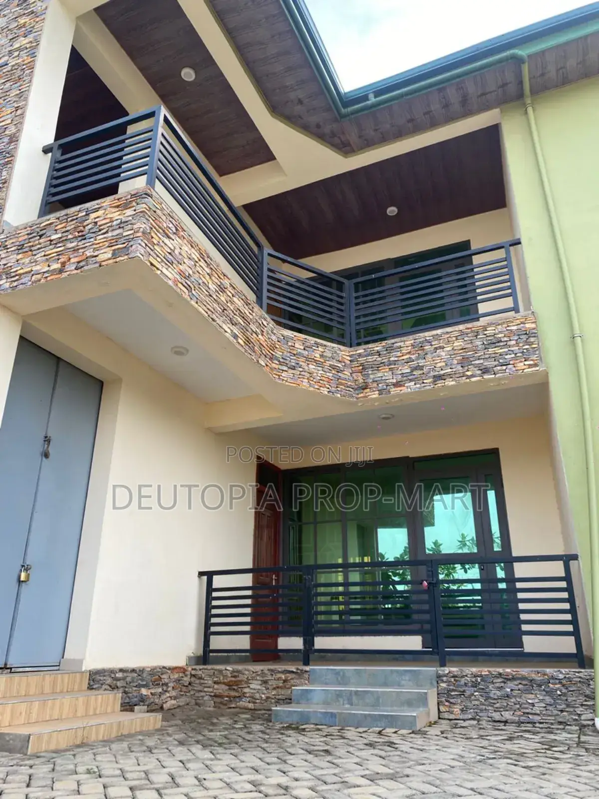 2bdrm Apartment in Pulse+, Tema Metropolitan for rent
