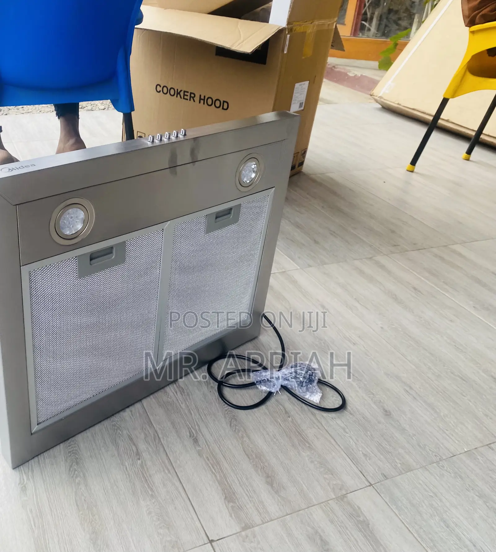 Unique Design Midea 60m21 T-Shape Electric Hood Extractor.