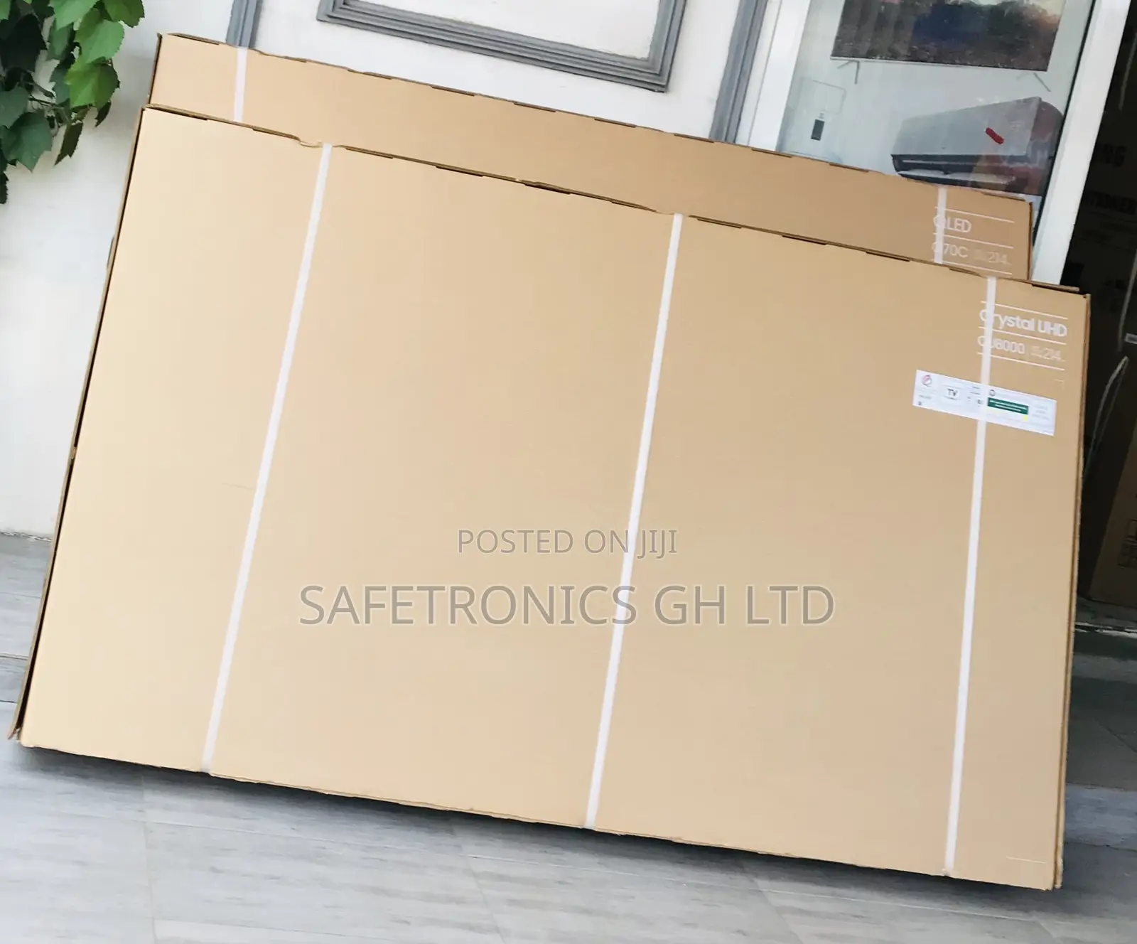Cu80 85 Inches Glossy Led Uhd Smart Crystal Samsung Tv