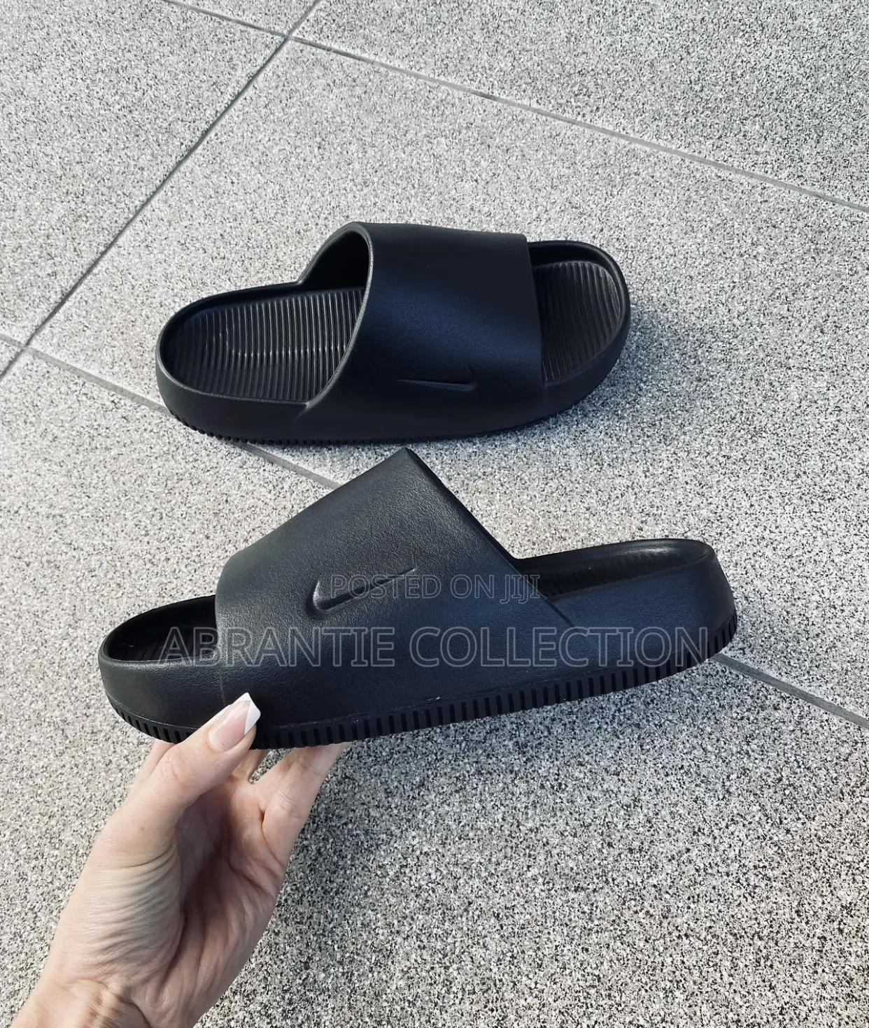 Nike Calm Slides