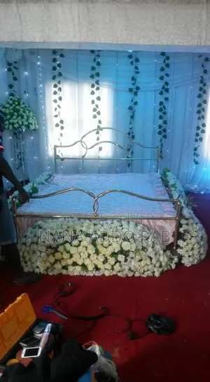 Funeral Undertaker or Body Decorations Works .Bed for Deco