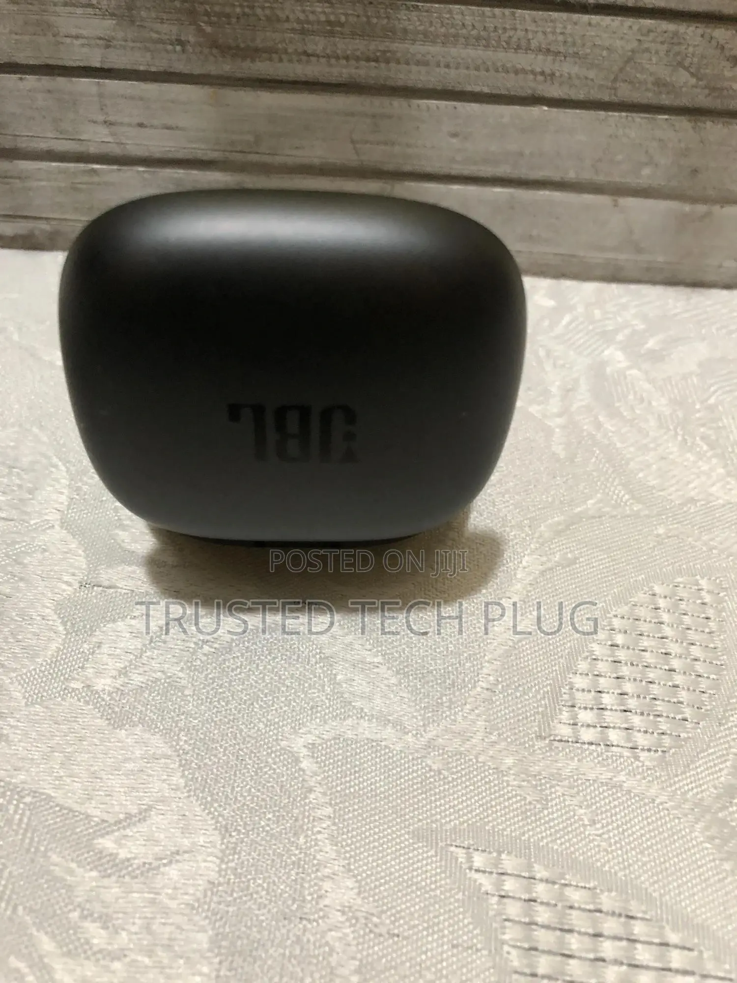 Preowned JBL Earbuds From America in Stock