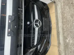 Mercedes Benz CLA 250 Front Cut