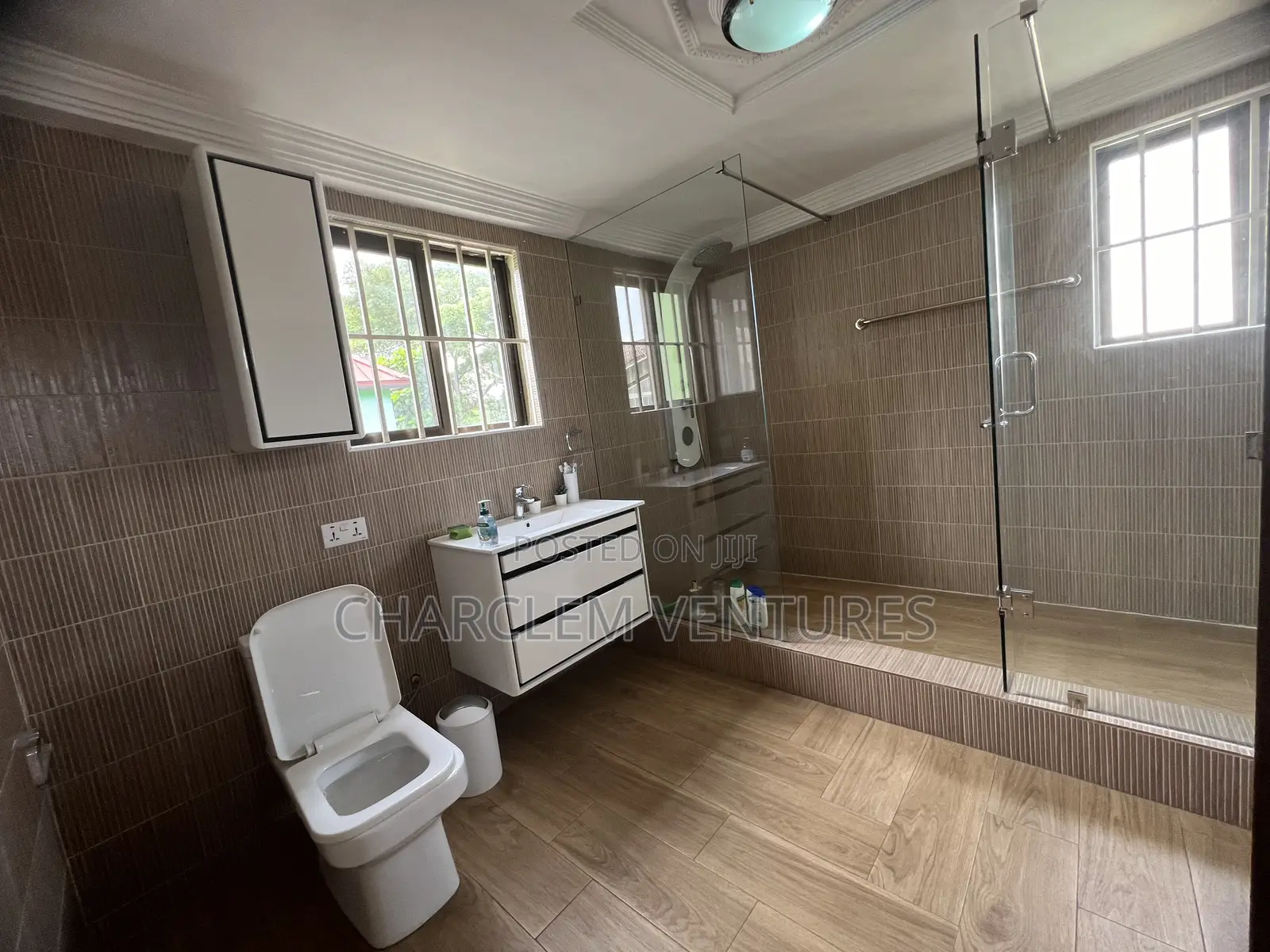 5bdrm House in Charclem Ventures, East Legon for rent