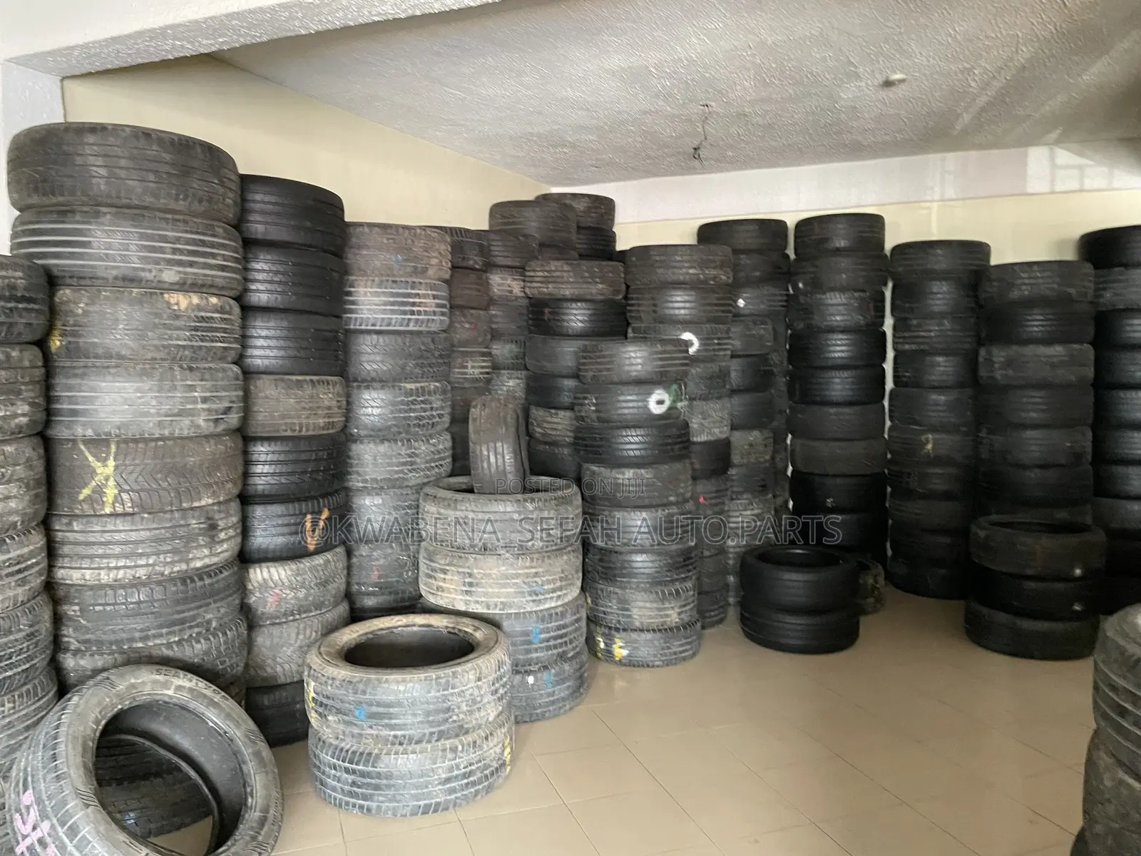 Original First Grade Tyres Available for All Cars