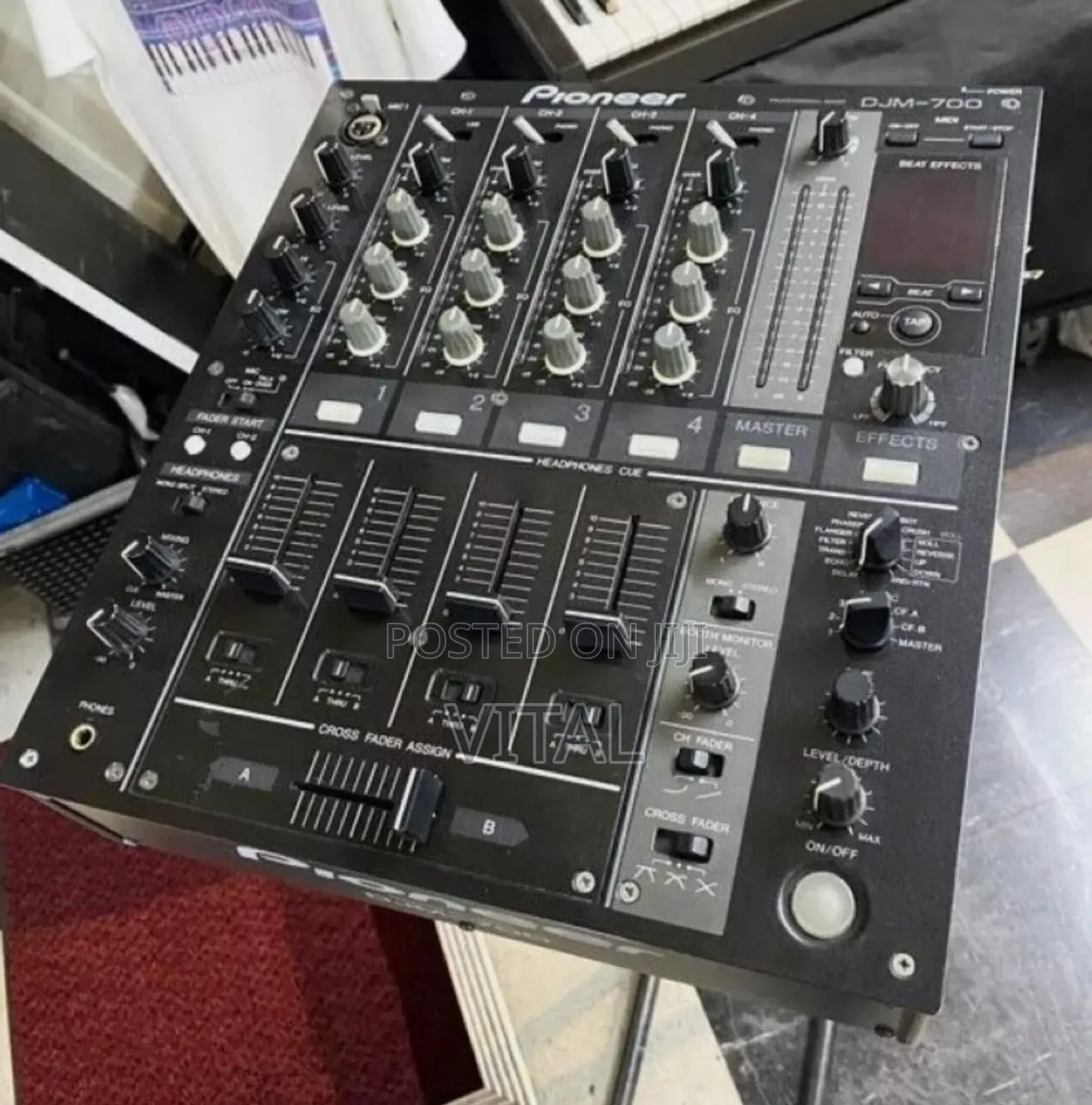 Pioneer DJM 700 K Midi Controller