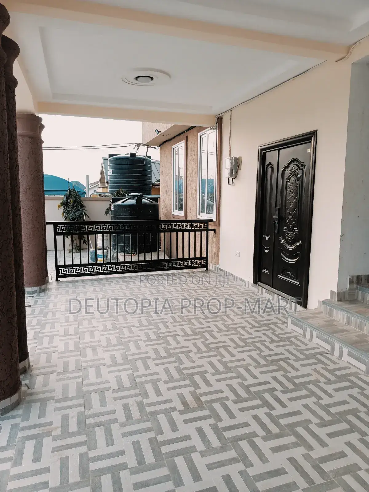 2bdrm Apartment in The Greens, Tema Metropolitan for rent