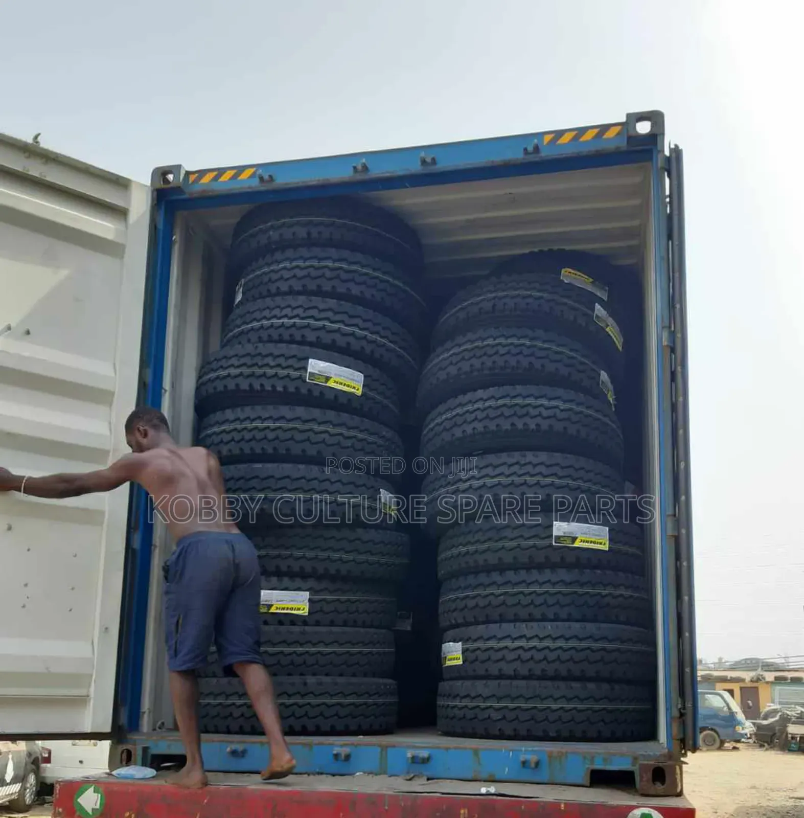 Original Truck Tyres Available for All Cars