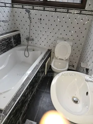 4bdrm House in Dzorwulu for rent