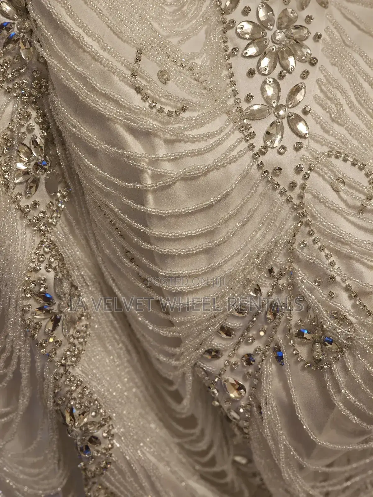 Luxury Crystal Wedding Gown Lace. Straight From Usa.