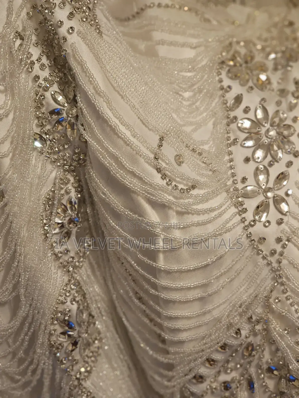 Luxury Crystal Wedding Gown Lace. Straight From Usa.