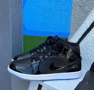 Air Jordan 1 Mid SE Space Jam