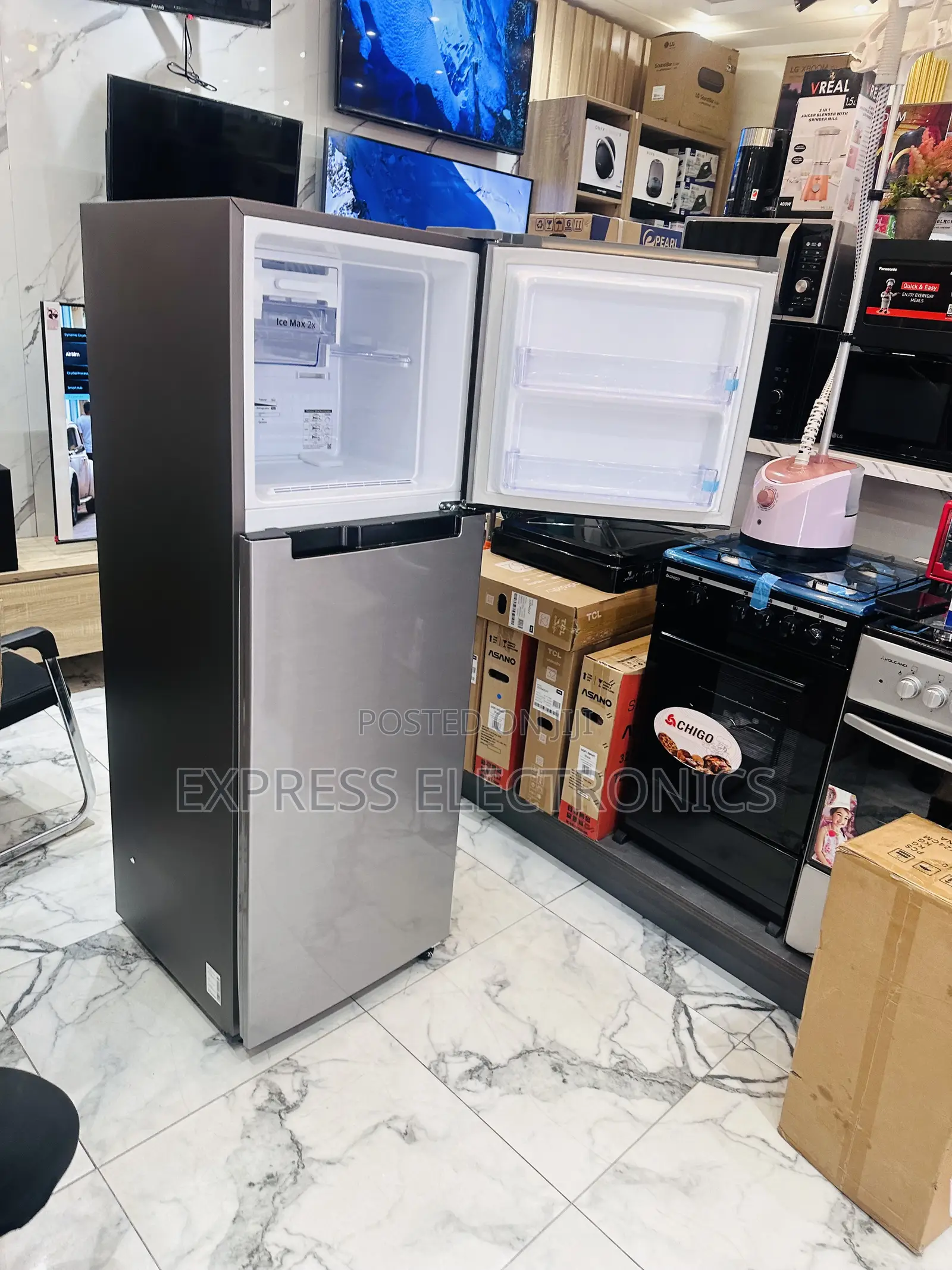 Auto Defrosting Fridge Samsung Double Door RT31