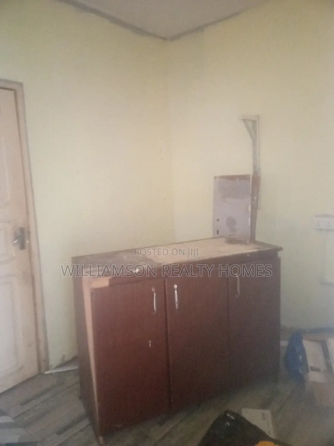 1bdrm Apartment in Community 18 Area, Spintex for rent