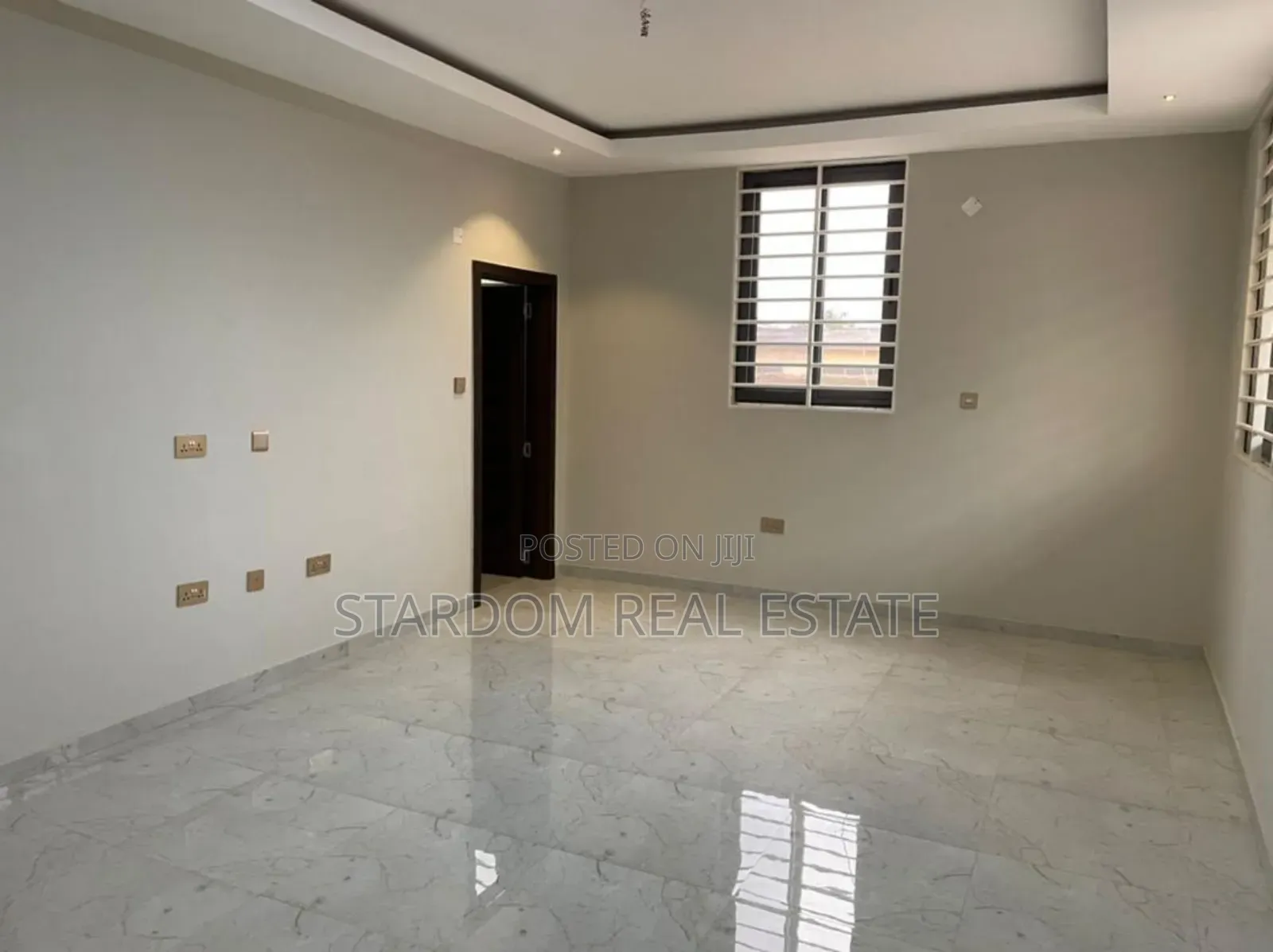 2bdrm Townhouse / Terrace in UPSA Area for rent